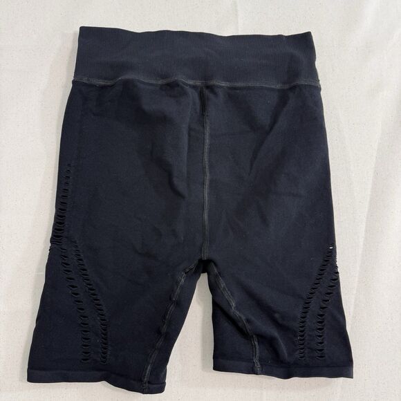 Free People Movement Size M/L Black Hole Lotta Love Bike Shorts - Picture 3 of 9